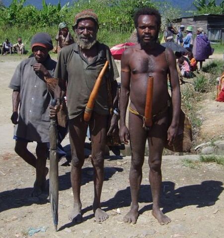 Mannen uit Afrikaanse stammen